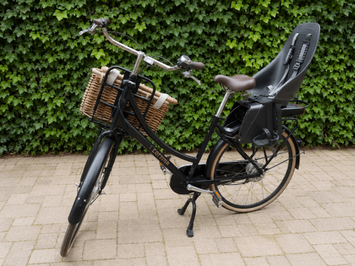 Bici familiar con sillita en alquiler
